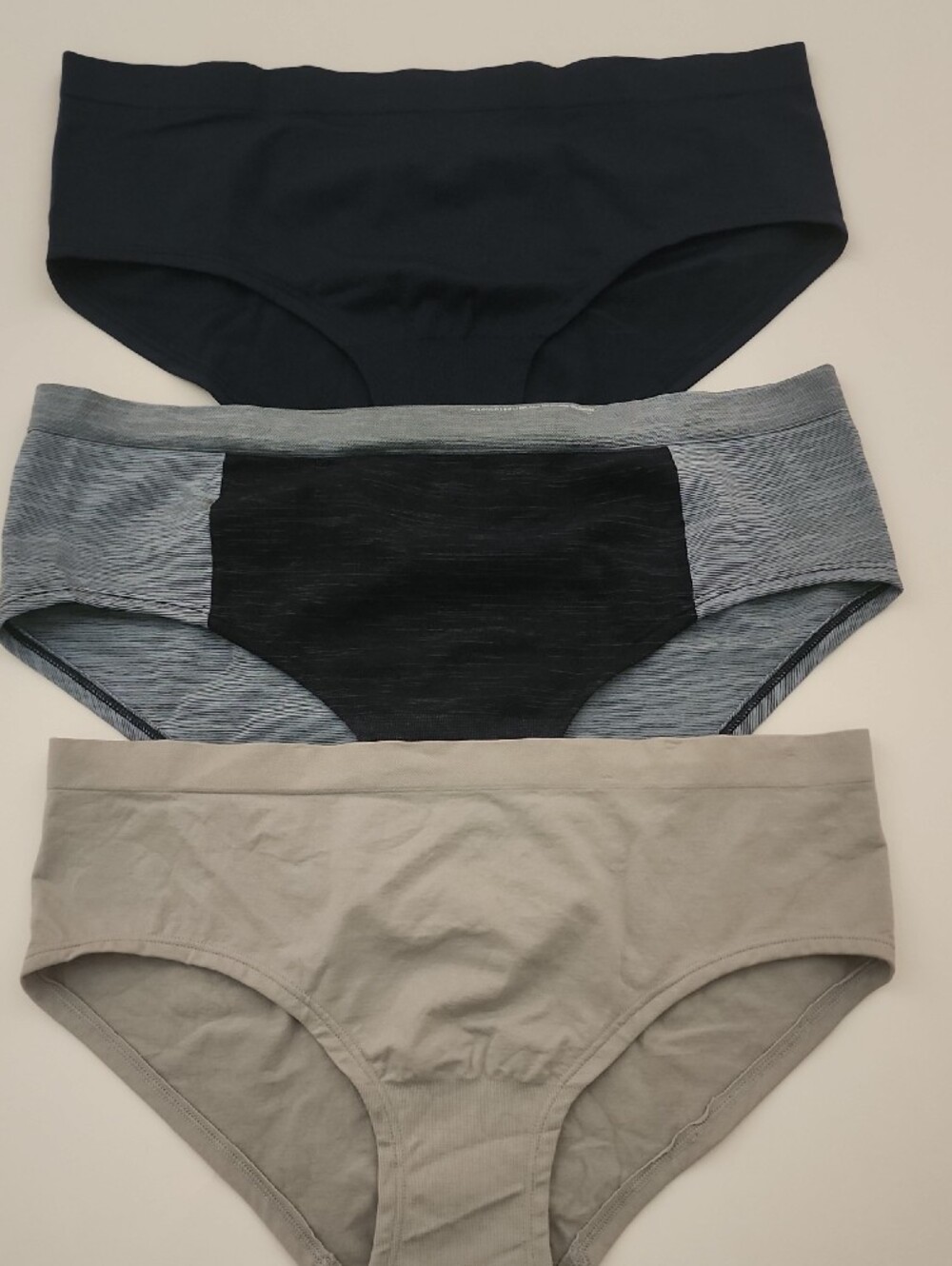 No Boundaries  3-Bikini Briefs - Navy, Gray, Size 8 XL